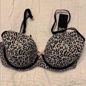 Victoria’s Secret bra